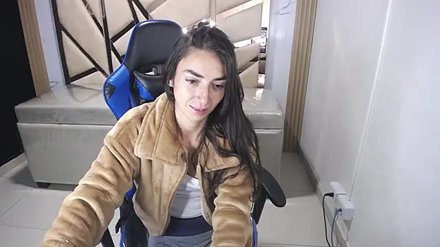 Maily a  online show from 27, 11, 2025