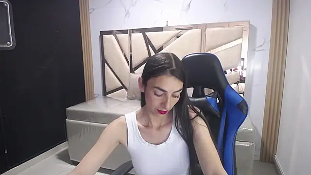 Maily a  online show from 2, 11, 2025