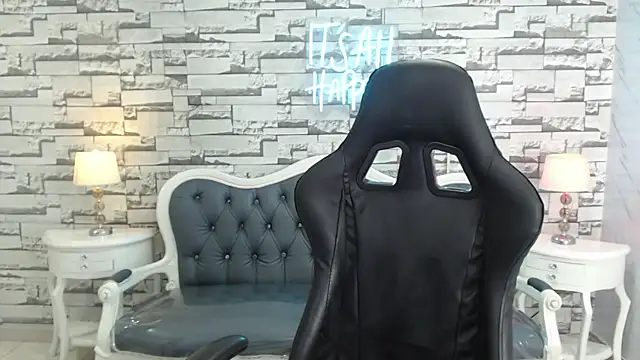 Maily a  online show from 18, 10, 2025