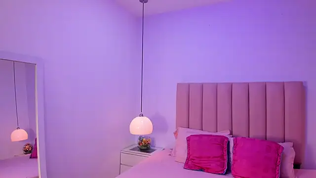 Amy Ferreira online show from 18, 10, 2025