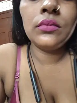 Snapshot of Jasmine_Januja chatting on 16, 7, 2026 Jasmine Januja online show from 16, 7, 2026