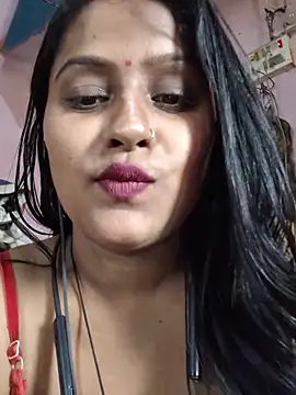 Jasmine Januja online show from 25, 5, 2026