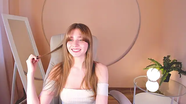 TinnyTiana online show from 15, 5, 2026