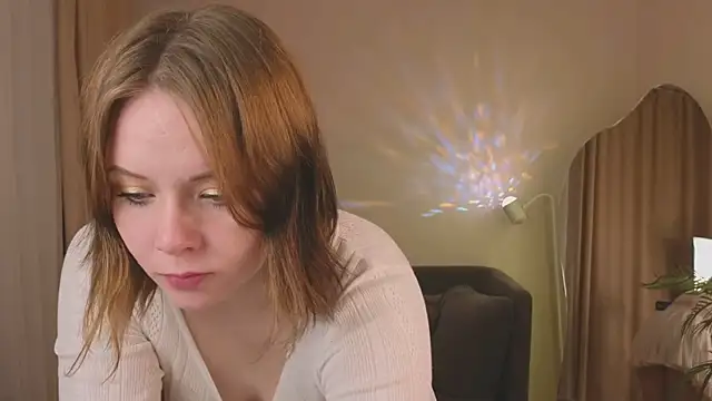 Sophi X online show from 9, 10, 2025