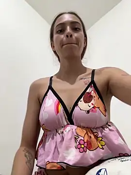 KaMila M00N online show from 6, 2, 2026