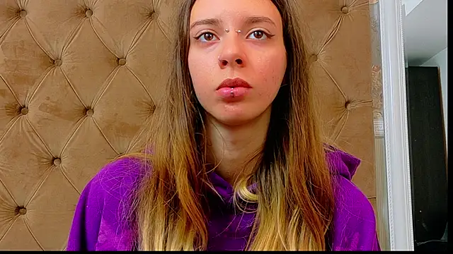 Snapshot of CoraVex chatting on 22, 5, 2026 CoraVex online show from 22, 5, 2026