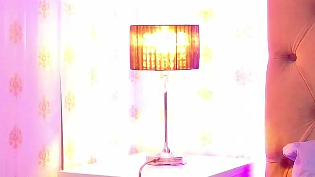 Snapshot of CoraVex chatting on 29, 4, 2026 CoraVex online show from 29, 4, 2026
