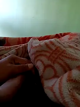 Snapshot of romero115 chatting on 25, 10, 2025 romero115 online show from 25, 10, 2025