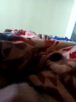 Snapshot of romero115 chatting on 27, 11, 2025 romero115 online show from 27, 11, 2025