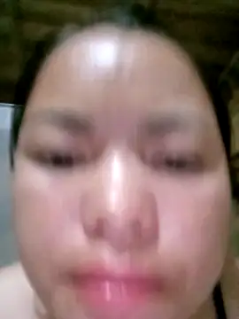 emly-xinh18 online show from 16, 9, 2025