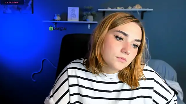 casey meow  online show from 23, 10, 2025