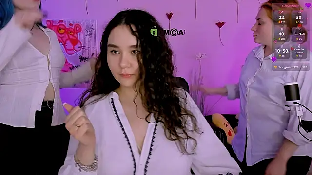 casey meow  online show from 24, 3, 2026