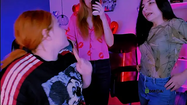 casey meow  online show from 5, 3, 2026