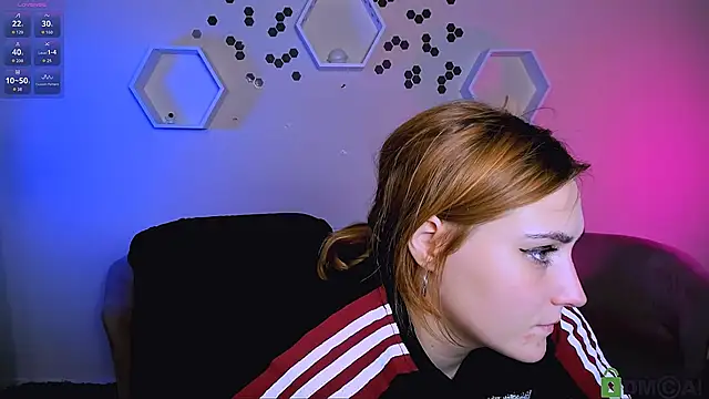 casey meow  online show from 30, 11, 2025