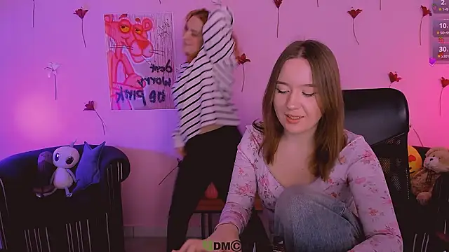 casey meow  online show from 25, 3, 2026