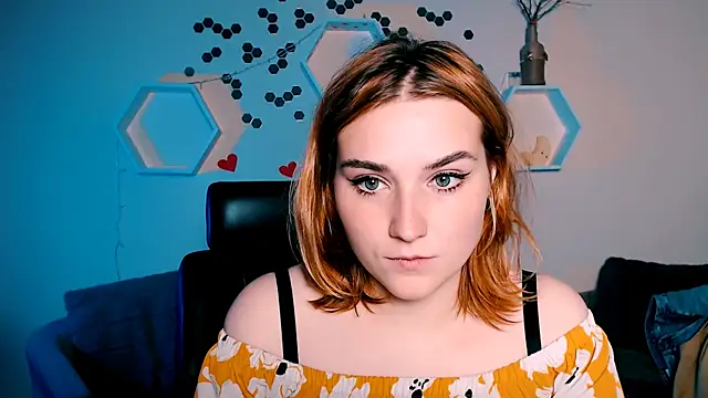 casey meow  online show from 17, 10, 2025