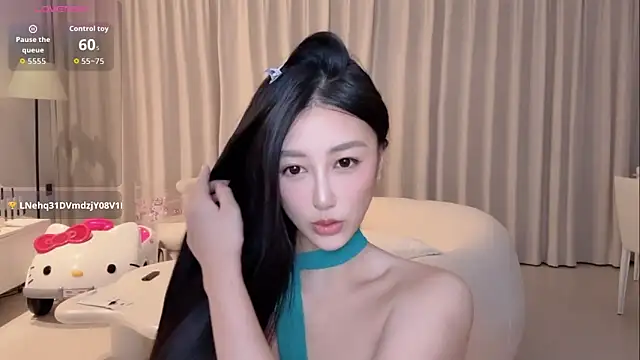 Snapshot of Melody-11 chatting on 20, 11, 2025 Melody-11 online show from 20, 11, 2025