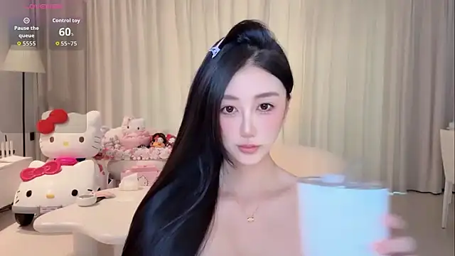 Snapshot of Melody-11 chatting on 6, 11, 2025 Melody-11 online show from 6, 11, 2025