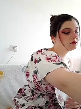 Luna Moody online show from 2, 10, 2025