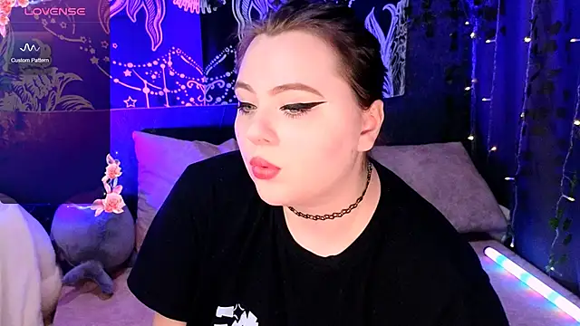 Marshmallowbeauty online show from 26, 10, 2025