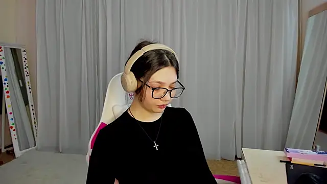 CarolKitty online show from 3, 11, 2025