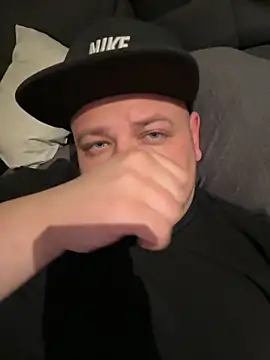 Snapshot of xXLustMolchXx chatting on 7, 11, 2025 xXLustMolchXx online show from 7, 11, 2025