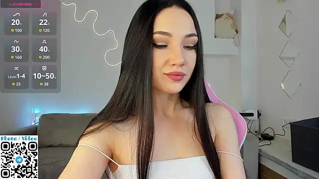 Helen Spark online show from 25, 10, 2025