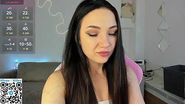 Helen Spark online show from 22, 10, 2025