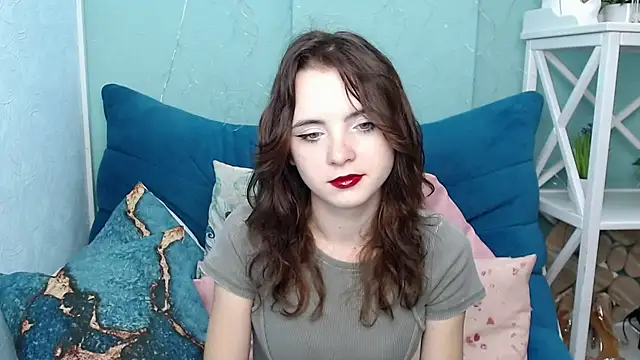 Snapshot of VivienneRo chatting on 20, 9, 2025 VivienneRo online show from 20, 9, 2025