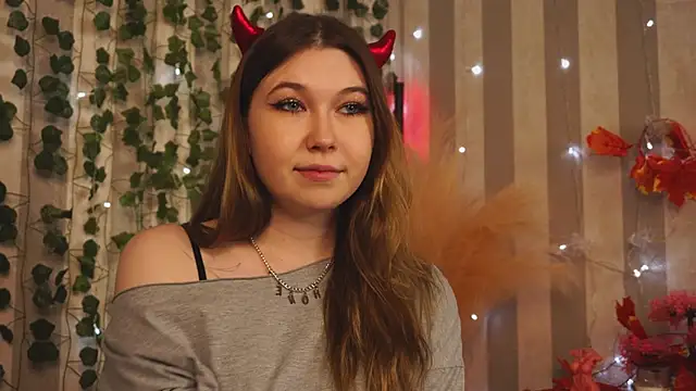 cheeky cherry juice online show from 3, 11, 2025