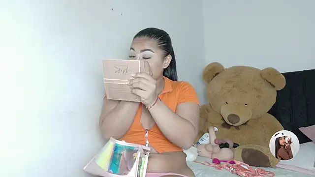 Snapshot of Natashaparker__ chatting on 7, 5, 2026 Natashaparker online show from 7, 5, 2026