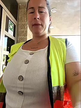 bichota85 online show from 21, 4, 2026