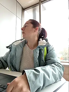 bichota85 online show from 2, 12, 2025