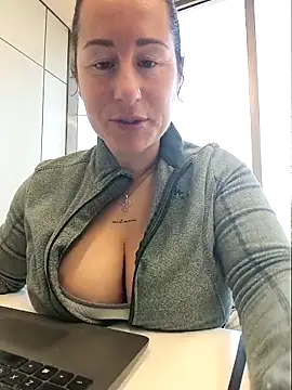 bichota85 online show from 23, 2, 2026