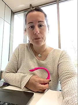 bichota85 online show from 30, 3, 2026