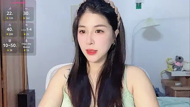 Snapshot of hhmimi_7 chatting on 10, 10, 2025 hhmimi 7 online show from 10, 10, 2025