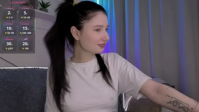 Snapshot of _Lua__ chatting on 23, 4, 2026 Lua online show from 23, 4, 2026