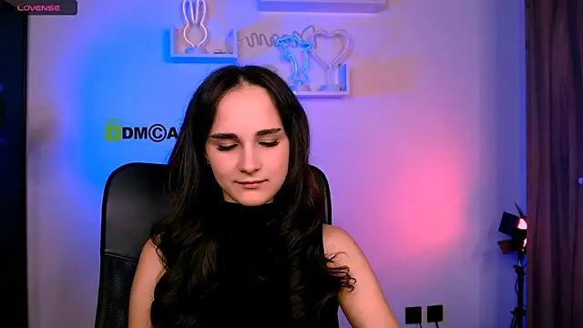 Snapshot of ariana_ross7 chatting on 6, 7, 2026 ariana ross7 online show from 6, 7, 2026