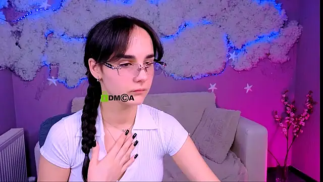 ariana ross7 online show from 23, 4, 2026
