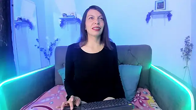 karlaaa   online show from 16, 10, 2025