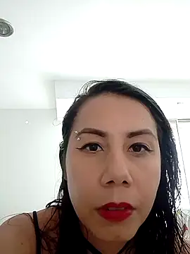 Snapshot of vixen_velvett1 chatting on 27, 9, 2025 vixen velvett1 online show from 27, 9, 2025