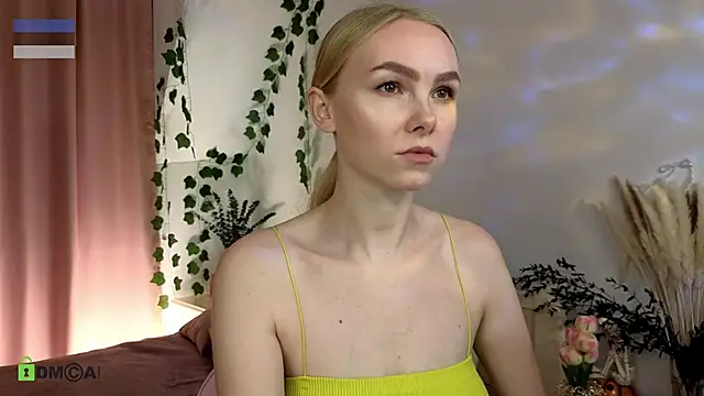 Snapshot of hey_Olivia chatting on 27, 11, 2025 hey Olivia online show from 27, 11, 2025