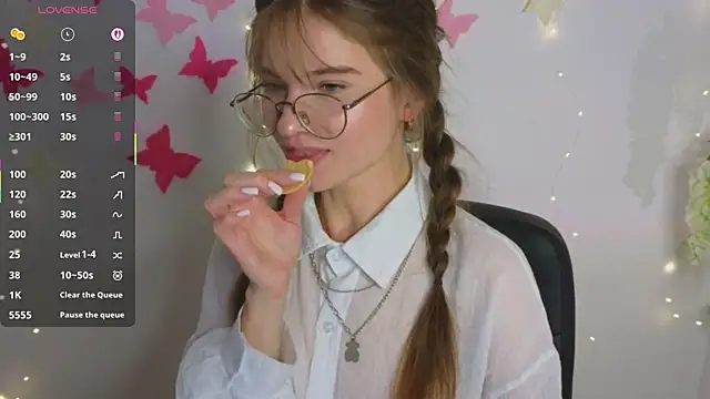 Katyaa Lover online show from 15, 10, 2025