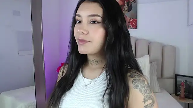 miawhite x1 online show from 4, 10, 2025