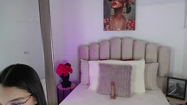 miawhite x1 online show from 23, 9, 2025