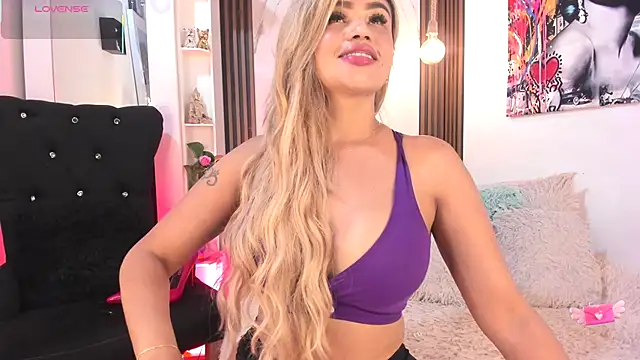 Agatha210 online show from 1, 11, 2025