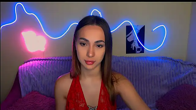 Snapshot of Mia_cutie77 chatting on 8, 10, 2025 Mia cutie77 online show from 8, 10, 2025