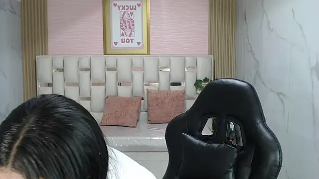 lissandra s online show from 4, 12, 2025