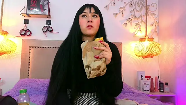 Daphnee-x online show from 12, 11, 2025