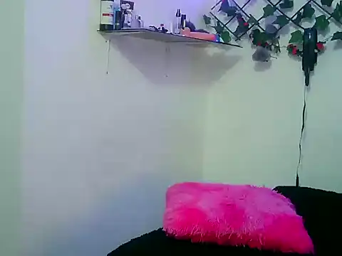 Snapshot of MR777DESIRE chatting on 19, 9, 2025 MR777DESIRE online show from 19, 9, 2025